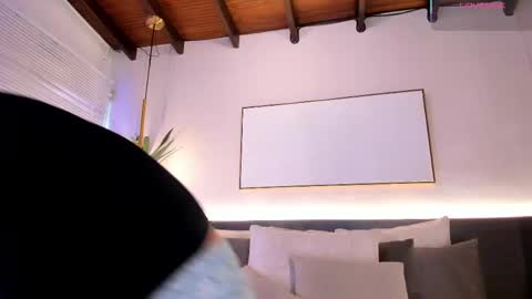    online show from 05/15/26, 08:16