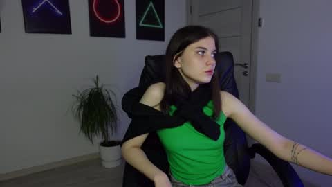 Agelina Lilly Laura online show from 01/21/25, 01:43