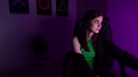 Agelina Lilly Laura online show from 01/21/25, 07:50