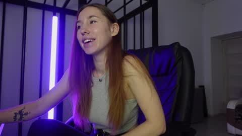 Agelina Lilly Laura online show from 02/08/25, 02:38