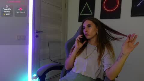 Agelina Lilly Laura online show from 09/11/25, 01:33