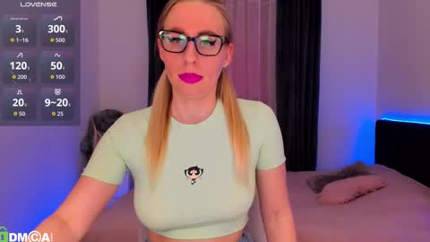 Polly online show from 02/26/26, 03:33