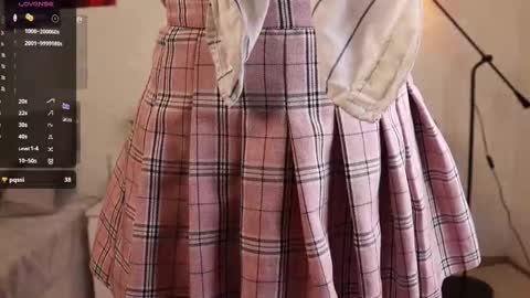 Snapshot of agentprovocation chatting on 11/28/25, 05:43 Call me Melissa online show from 11/28/25, 05:43