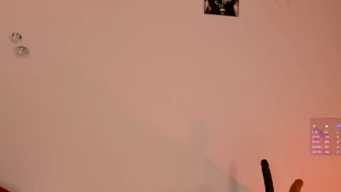 Maggie   online show from 11/01/25, 10:34