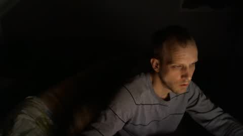 agin17 online show from 02/09/25, 03:22