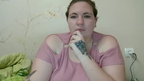 Snapshot of aglaya_fame chatting on 12/10/24, 10:05 Aglaya Fame online show from 12/10/24, 10:05