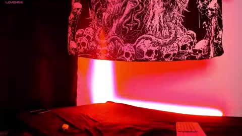 Snapshot of agnes_jones chatting on 11/17/25, 05:02 agnes_jones online show from 11/17/25, 05:02