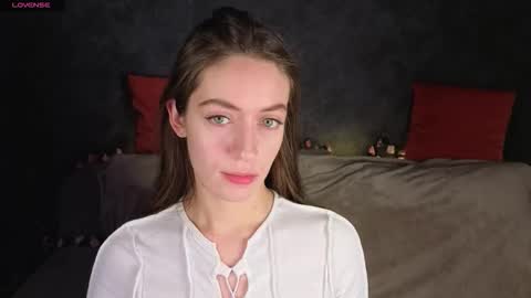 agnes wells online show from 12/19/25, 09:16