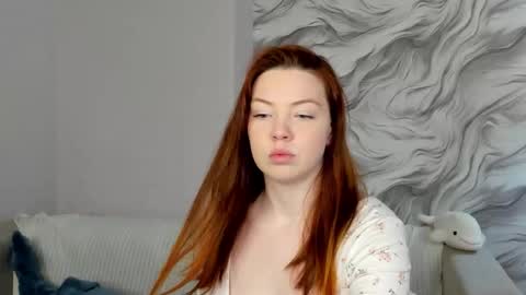 Agnia White online show from 11/25/25, 10:59