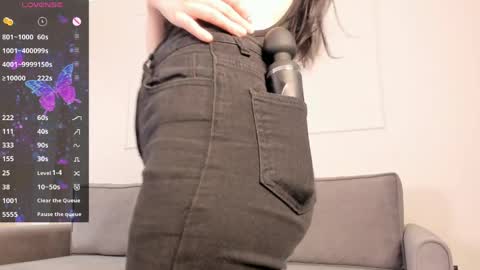 Kenisha online show from 04/23/26, 08:55