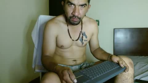 Snapshot of aguirre_hot54 chatting on 09/20/25, 11:33 aguirre_hot54 online show from 09/20/25, 11:33