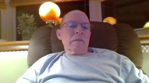 Snapshot of aguynrkfrd chatting on 04/12/26, 09:14 aguynrkfrd online show from 04/12/26, 09:14