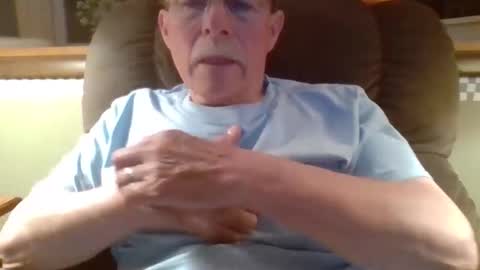 Snapshot of aguynrkfrd chatting on 05/11/26, 09:15 aguynrkfrd online show from 05/11/26, 09:15