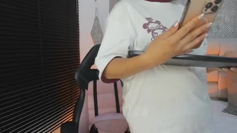 Ahmara  online show from 12/14/25, 11:37