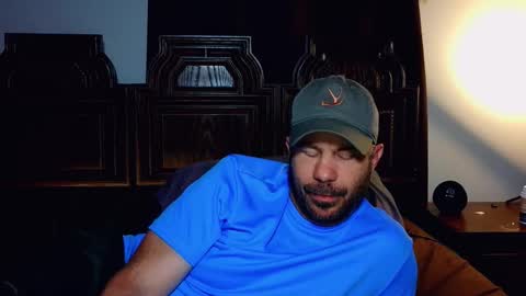 Blue Eyed Handsome Man online show from 03/23/26, 08:13