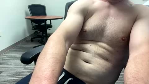 Snapshot of ahdjrucnsjwncnd chatting on 03/25/26, 02:56 Nick online show from 03/25/26, 02:56