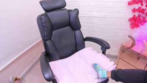 Ahisha online show from 02/15/26, 03:09