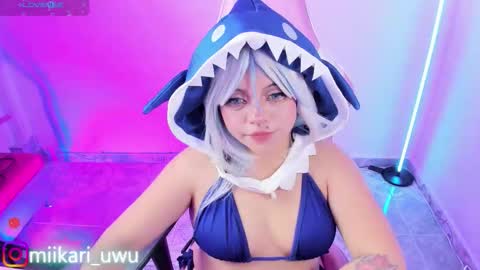 Snapshot of ahri_elderwood chatting on 09/29/25, 03:33 Ahri help me get to 100  online show from 09/29/25, 03:33