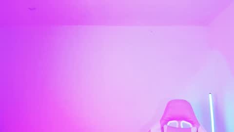 Ahri help me get to 100  online show from 12/15/25, 04:06