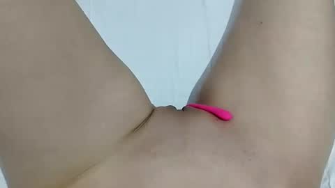 Snapshot of ahsexi chatting on 10/02/25, 07:10 Taylor online show from 10/02/25, 07:10