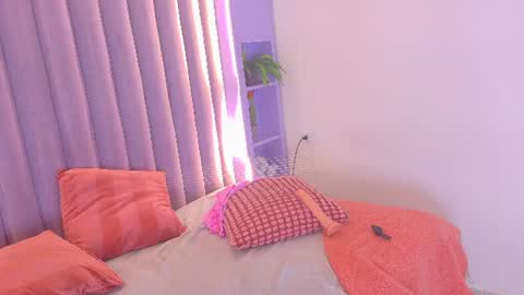 AHSLY online show from 06/11/26, 12:32