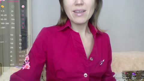 Snapshot of ahtena chatting on 01/25/25, 02:58 Ahtena online show from 01/25/25, 02:58