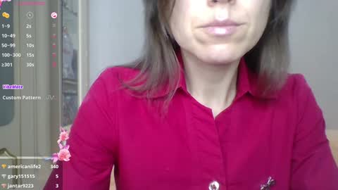 Snapshot of ahtena chatting on 01/28/25, 02:21 Ahtena online show from 01/28/25, 02:21