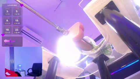 Ahytana online show from 04/18/26, 09:15