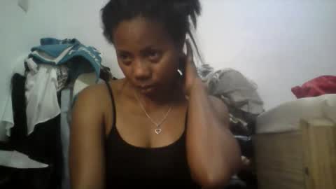 Aicha boobs online show from 10/14/25, 11:27