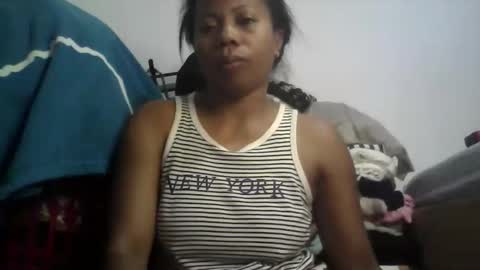 Snapshot of aicha_boobs chatting on 04/29/26, 02:04 Aicha boobs online show from 04/29/26, 02:04