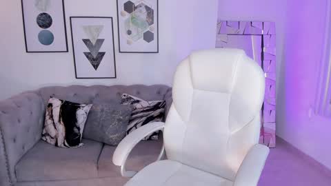 Snapshot of aida_adams chatting on 01/21/25, 07:06 AIDA ADAMS online show from 01/21/25, 07:06