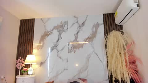 Aida  online show from 02/11/25, 12:37