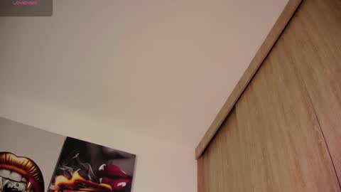 Aida  online show from 09/17/25, 11:34