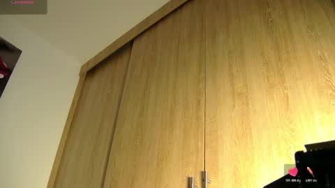 Aida  online show from 10/22/25, 11:21