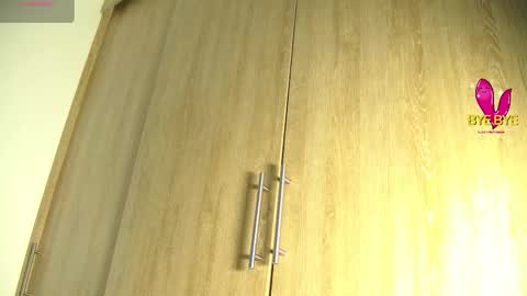 Aida  online show from 11/02/25, 11:23