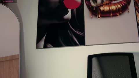 Aida  online show from 12/05/25, 11:19