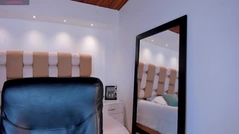 aidajoness online show from 10/30/25, 03:35