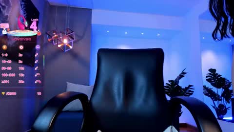 aidajoness online show from 12/17/25, 11:44