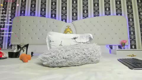 aidasina online show from 02/19/25, 05:27