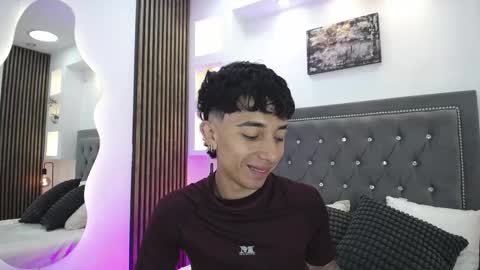 Snapshot of aiden_rivers_ chatting on 02/21/26, 01:12 Aiden online show from 02/21/26, 01:12