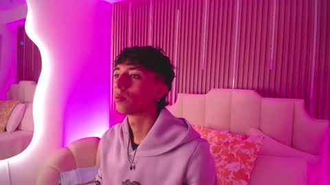 Aiden online show from 03/02/26, 12:45