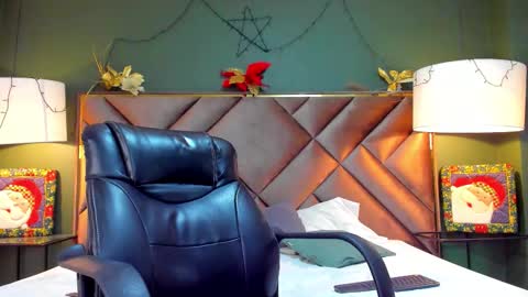 aiden_royce online show from 12/23/25, 05:05