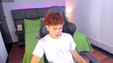 Aiden  online show from 12/18/25, 12:44