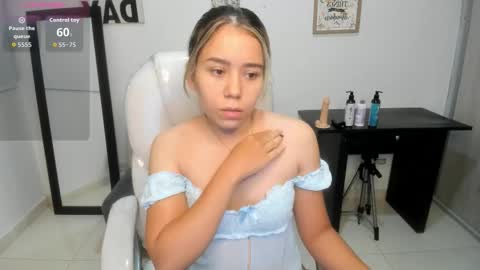 Ailyn online show from 09/16/25, 09:43