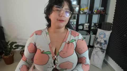 Catalina online show from 02/19/25, 04:44