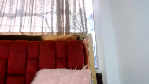 Snapshot of aiko_sakura chatting on 06/07/26, 12:53 aiko_sakura online show from 06/07/26, 12:53
