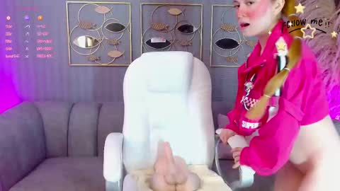 ailee_pons online show from 09/21/25, 12:07