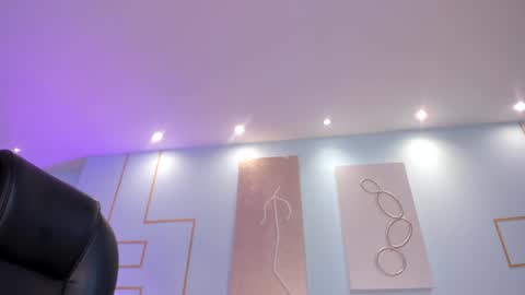  AILEEN VEGA  online show from 01/10/25, 02:25