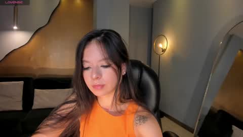  AILEEN VEGA  online show from 02/18/25, 07:41