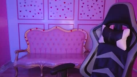 ailen online show from 09/12/25, 02:33